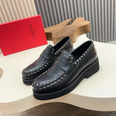 ヴァレンティノ ビジネスシューズ