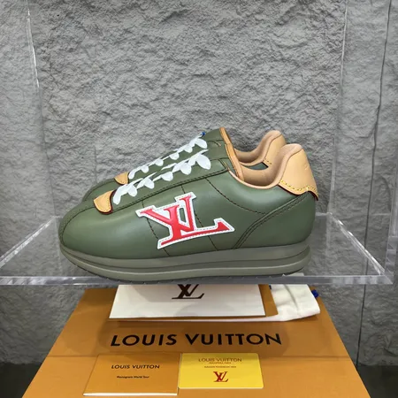 ルイヴィトン カジュアルシューズ
