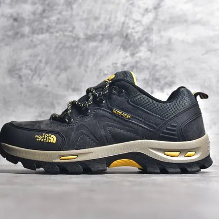 ノースフェイス スニーカー