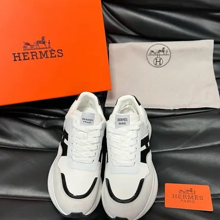 エルメス スニーカー