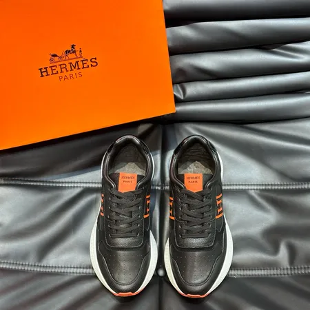 エルメス スニーカー