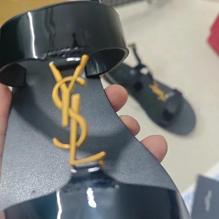 イブサンローラン サンダル