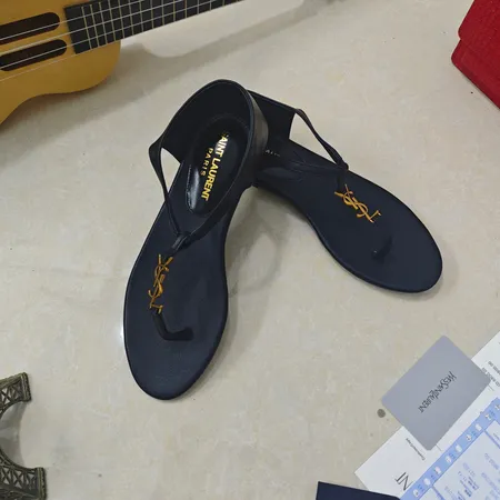 イブサンローラン サンダル