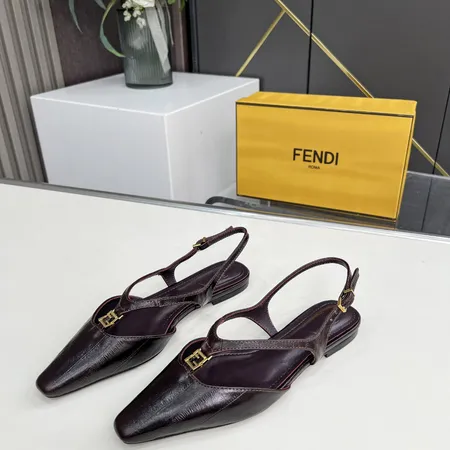 フェンディ サンダル