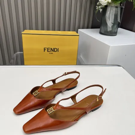 フェンディ サンダル