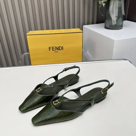 フェンディ サンダル