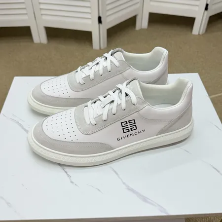 ジバンシィ カジュアルシューズ