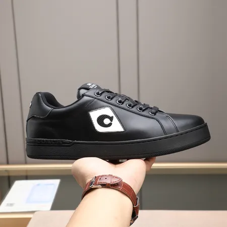 コーチ カジュアルシューズ