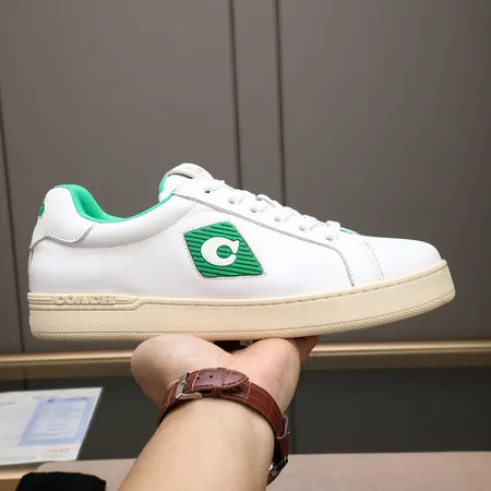 コーチ カジュアルシューズ