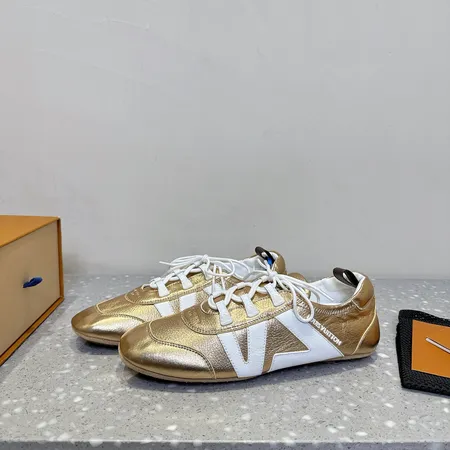 ルイヴィトン カジュアルシューズ