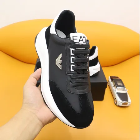 アルマーニ カジュアルシューズ