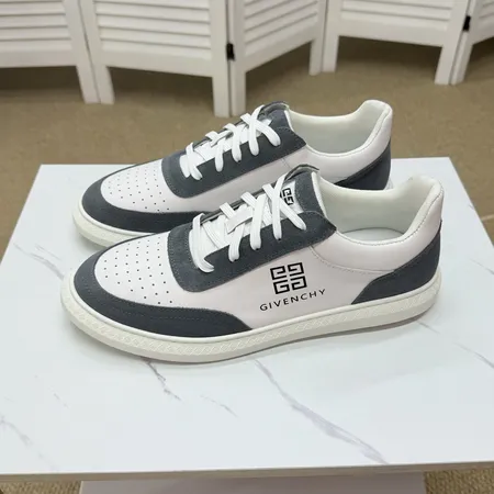 ジバンシィ カジュアルシューズ