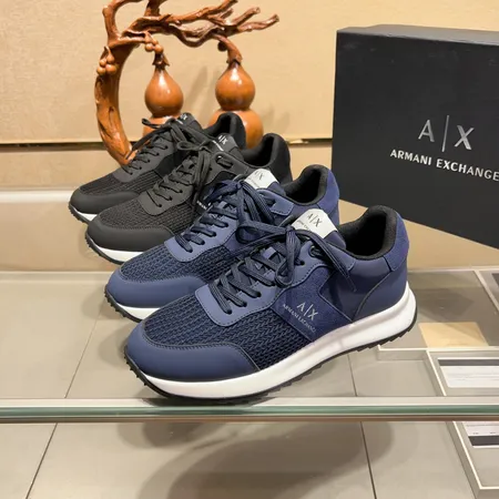 アルマーニ カジュアルシューズ