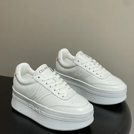 セリーヌ カジュアルシューズ