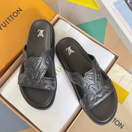 ルイヴィトン スリッパ