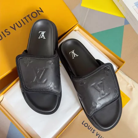 ルイヴィトン スリッパ