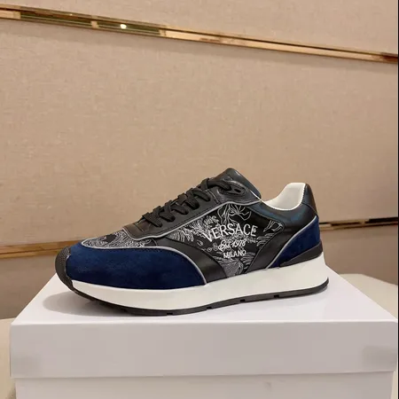 ヴェルサーチ カジュアルシューズ