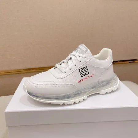 ジバンシィ カジュアルシューズ