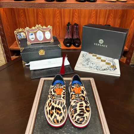 ヴェルサーチ ビジネスシューズ