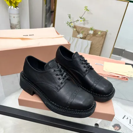 ミュウミュウ ビジネスシューズ