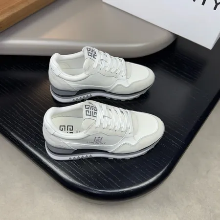 ジバンシィ スニーカー