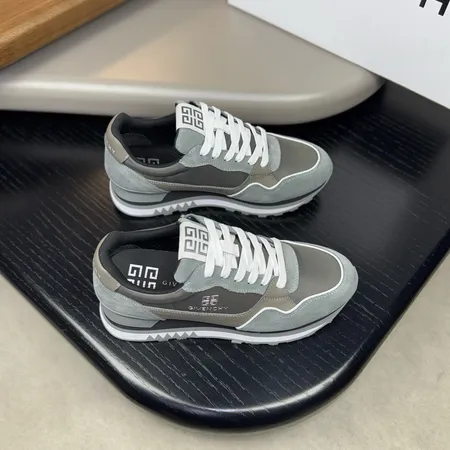 ジバンシィ スニーカー