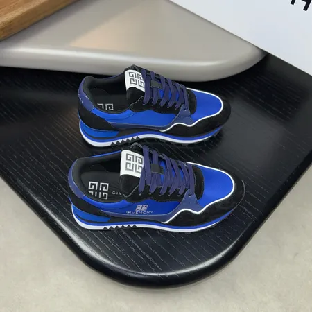 ジバンシィ スニーカー