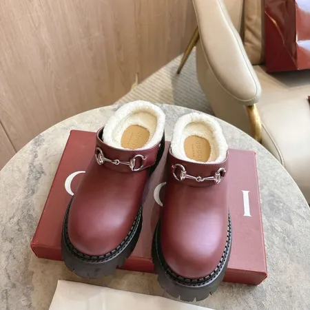 グッチ スリッパ