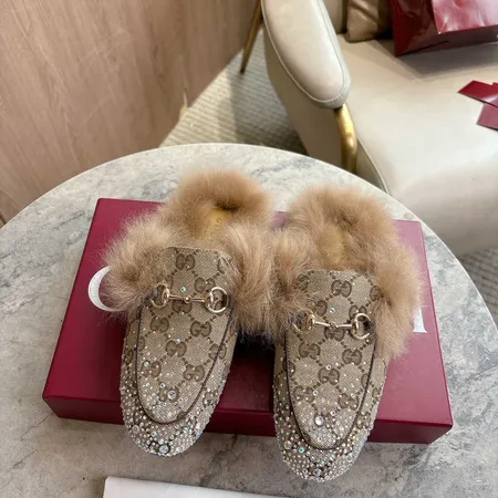 グッチ スリッパ