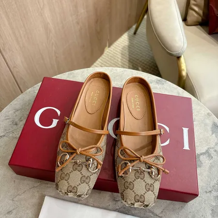 グッチ サンダル