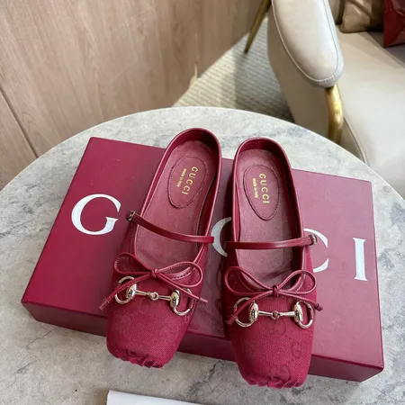 グッチ サンダル