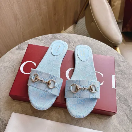 グッチ スリッパ