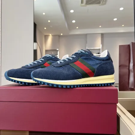 グッチ スニーカー