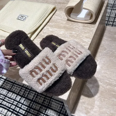 ミュウミュウ スリッパ