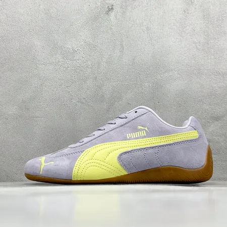 プーマ スニーカー