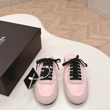 プラダ スリッパ