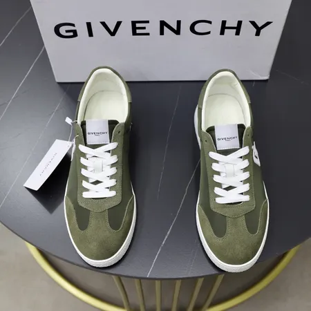 ジバンシィ カジュアルシューズ