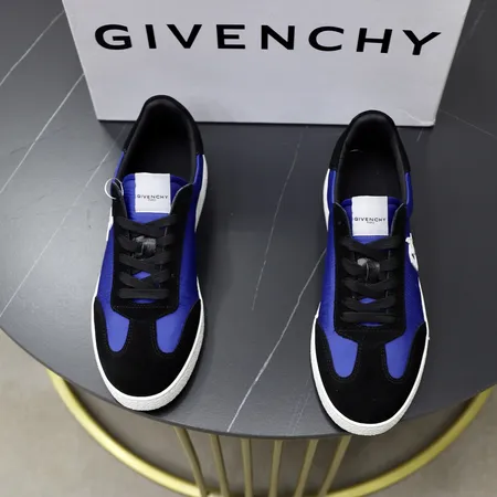 ジバンシィ カジュアルシューズ