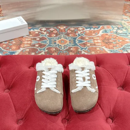 ロエベ スリッパ