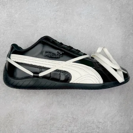 プーマ カジュアルシューズ