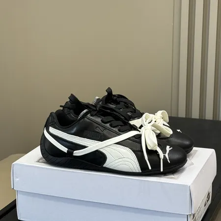 プーマ カジュアルシューズ