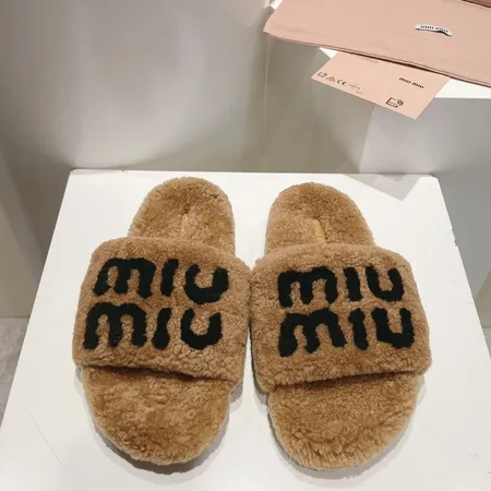 ミュウミュウ スリッパ