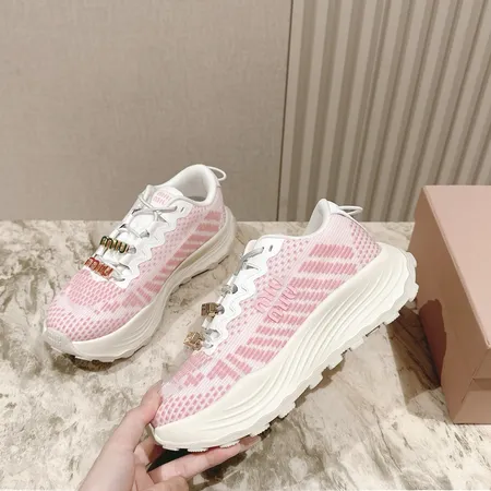 ミュウミュウ スニーカー