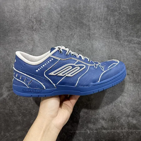 バレンシアガ カジュアルシューズ