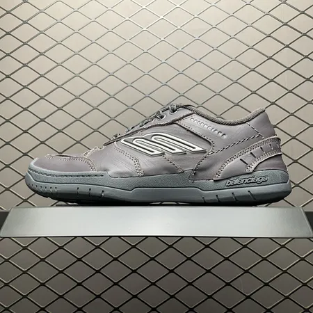 バレンシアガ カジュアルシューズ