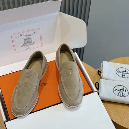 エルメス カジュアルシューズ