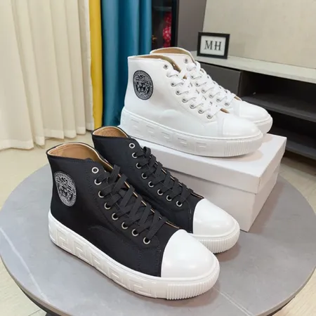 ヴェルサーチ カジュアルシューズ