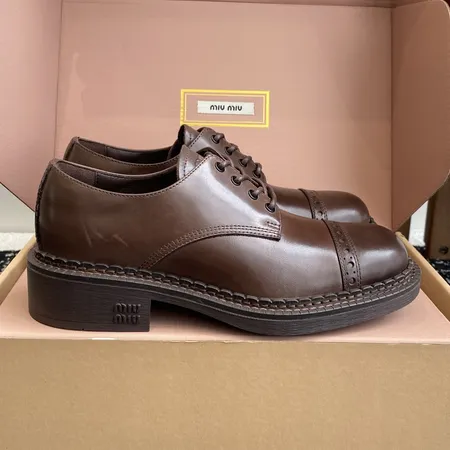 ミュウミュウ ビジネスシューズ