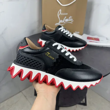 クリスチャン・ルブタン スニーカー