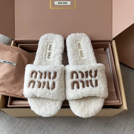 ミュウミュウ スリッパ